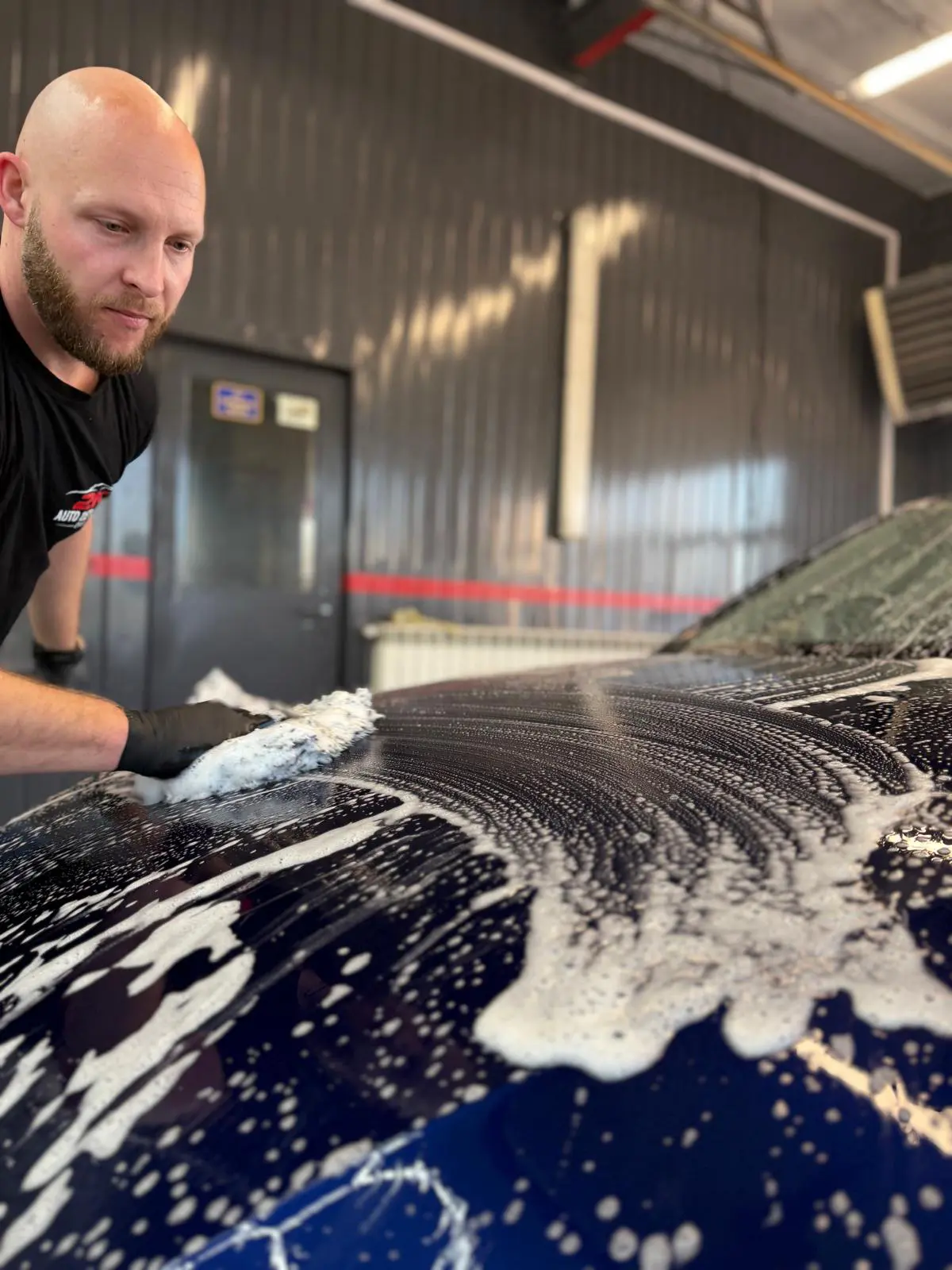 Profesjonalna myjnia ręczna w Opolu – bezpieczne mycie samochodu w 2K Auto Detailing.